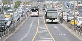 ರಿಯಾದ್ : ಚಾಲಕ ಮೂರ್ಛೆ ತಪ್ಪಿದಾಗ ಬಸ್ ಚಲಾಯಿಸಿದ ಬಾಲಕಿ